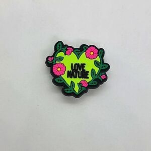 🎈5/$10🎈 CROC CHARMS.. Gothic, heart..